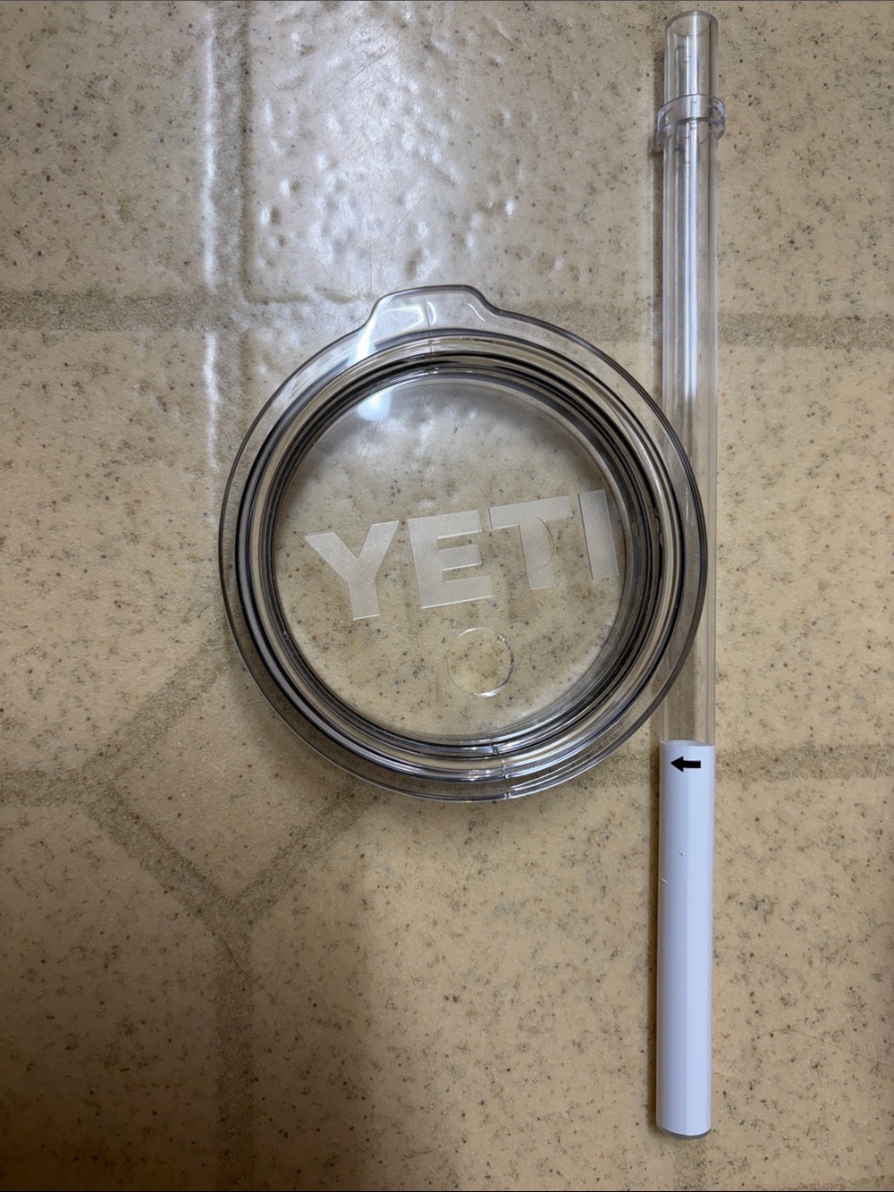 Yeti Clear Lid with Straw for medium mug or 25 oz rambler